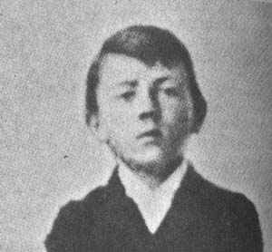 http://schoolworkhelper.net/wp-content/uploads/2011/05/young-adolf-hitler.jpg